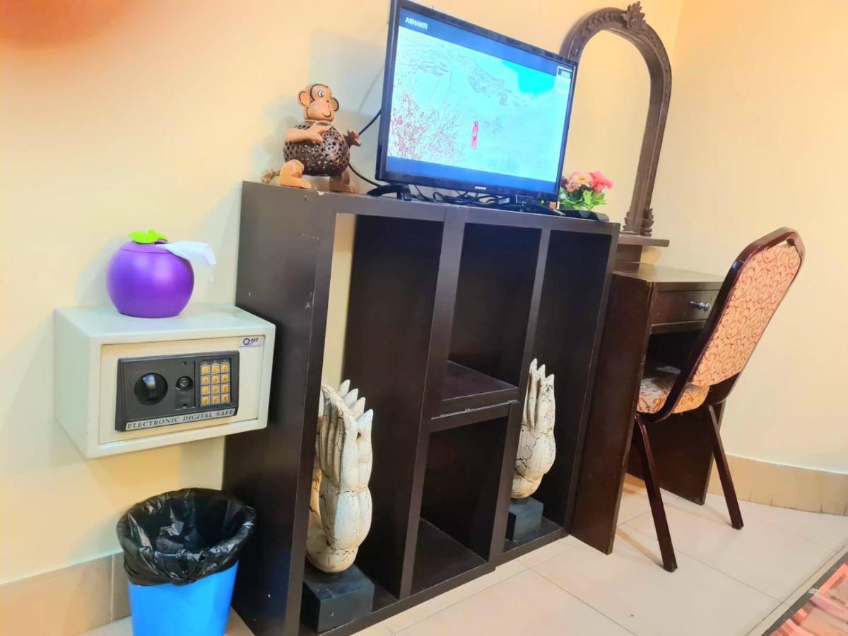 Happy Holidays Hotel Patong 外观 照片