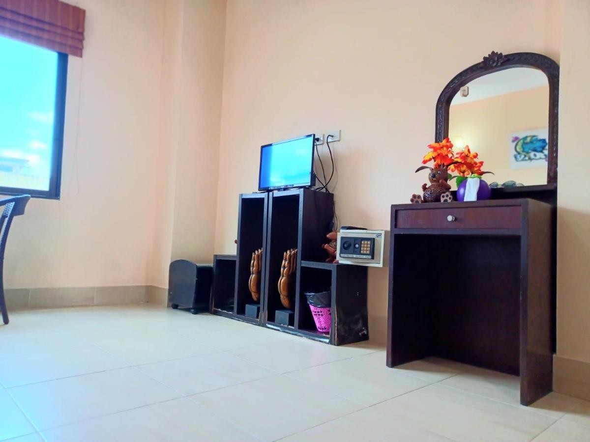 Happy Holidays Hotel Patong 外观 照片